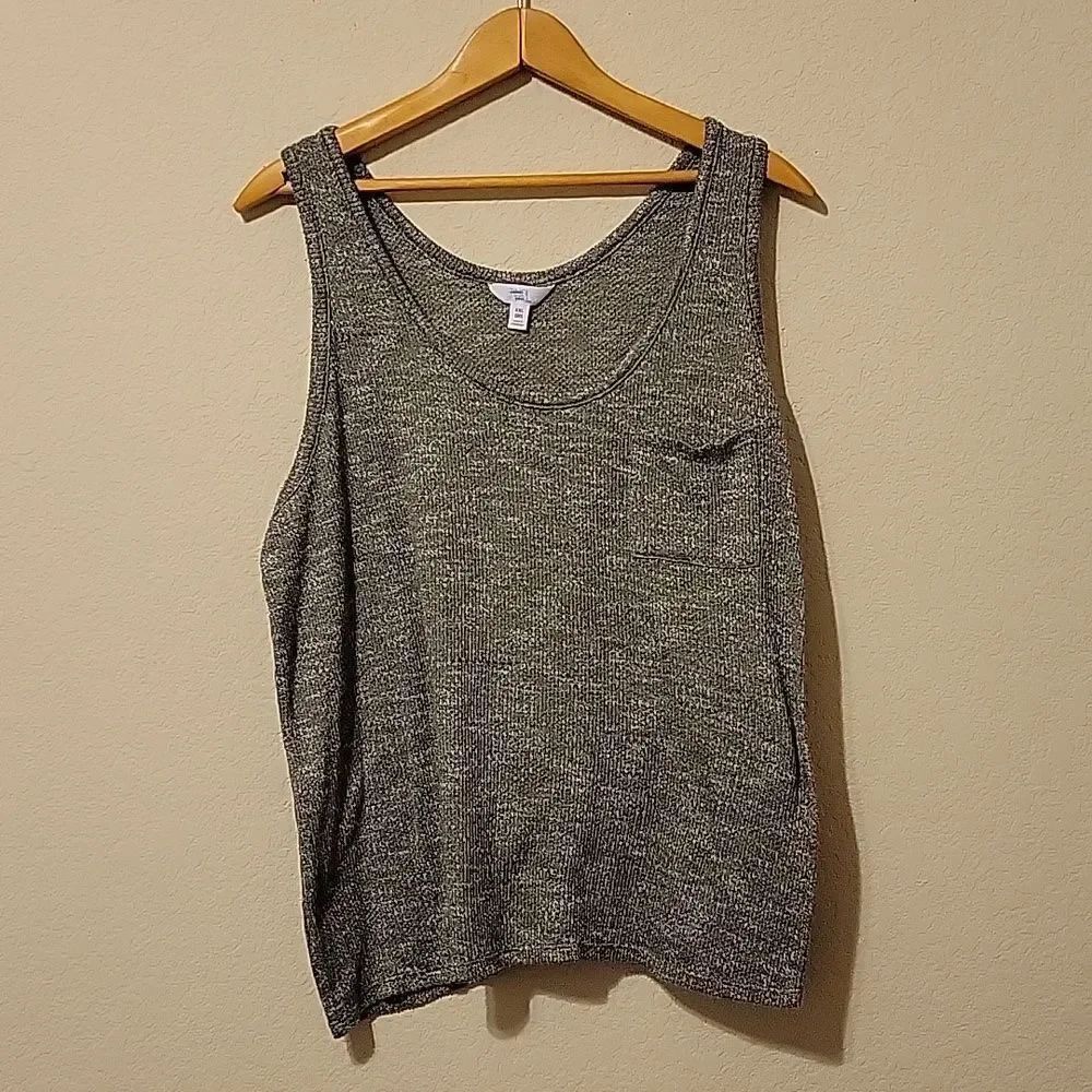 Time and True women's XXL(20) green tank